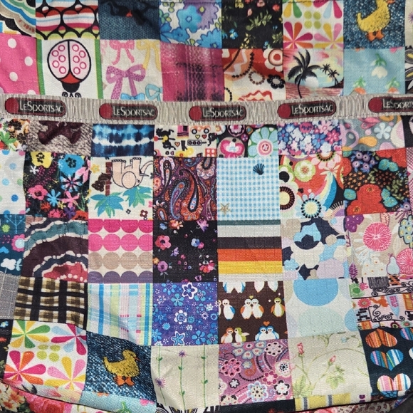 Lesportsac Colorful Patchwork Cleo Crossbody Bag EUC - Picture 2 of 10